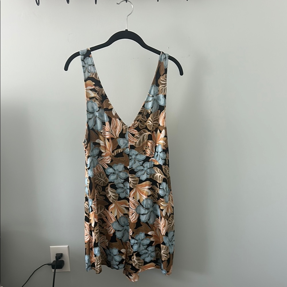 NWT Ripcurl Floral Follow The Sun Romper. Size small.